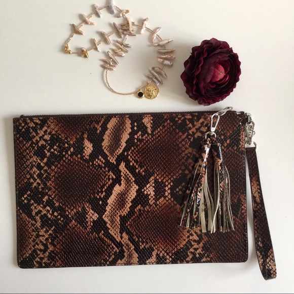 Oversized Leather Clutch- luxury - Picture 2 of 3